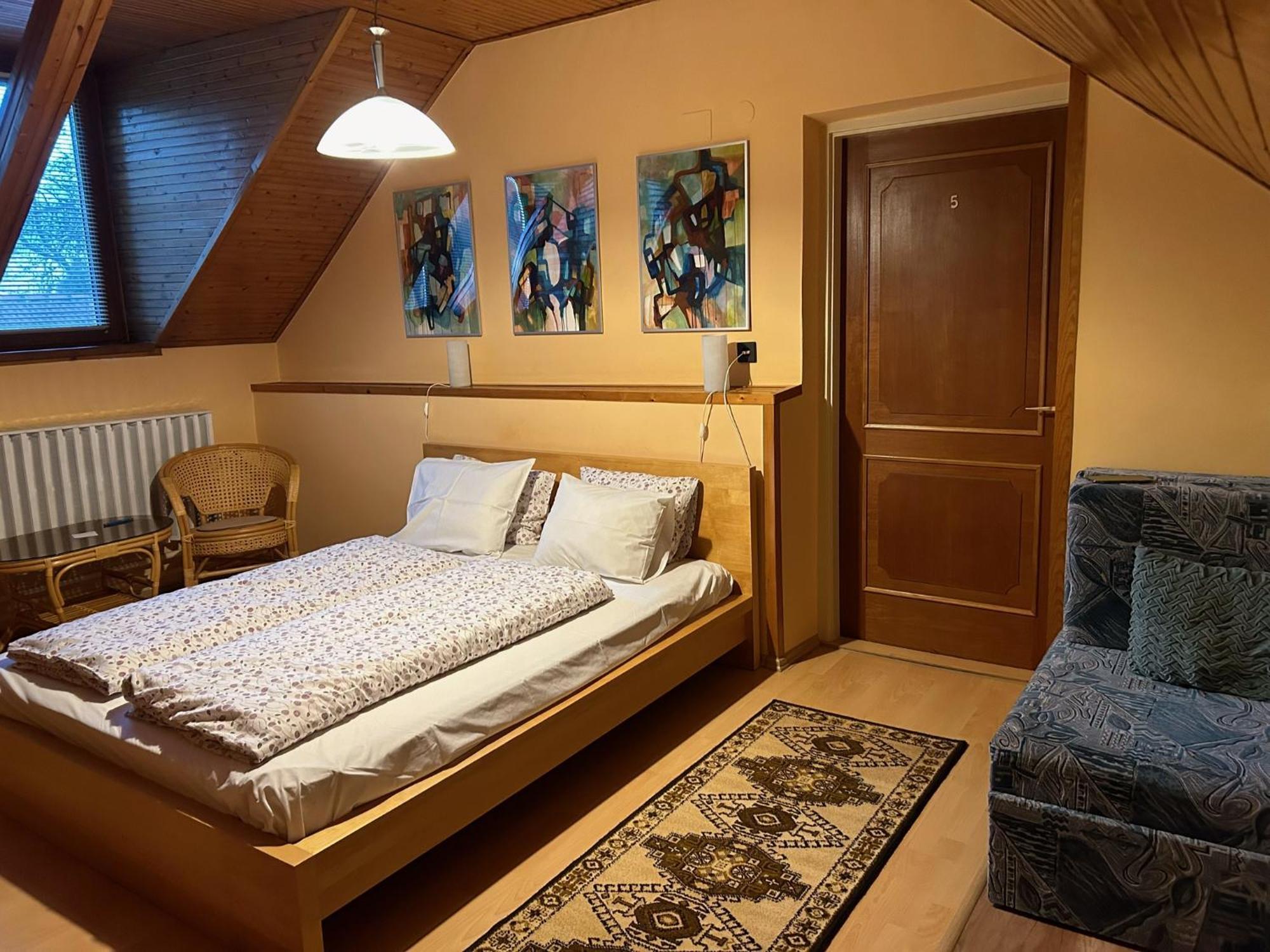 Galeria Vendeghaz Hotel Mezokovesd Luaran gambar