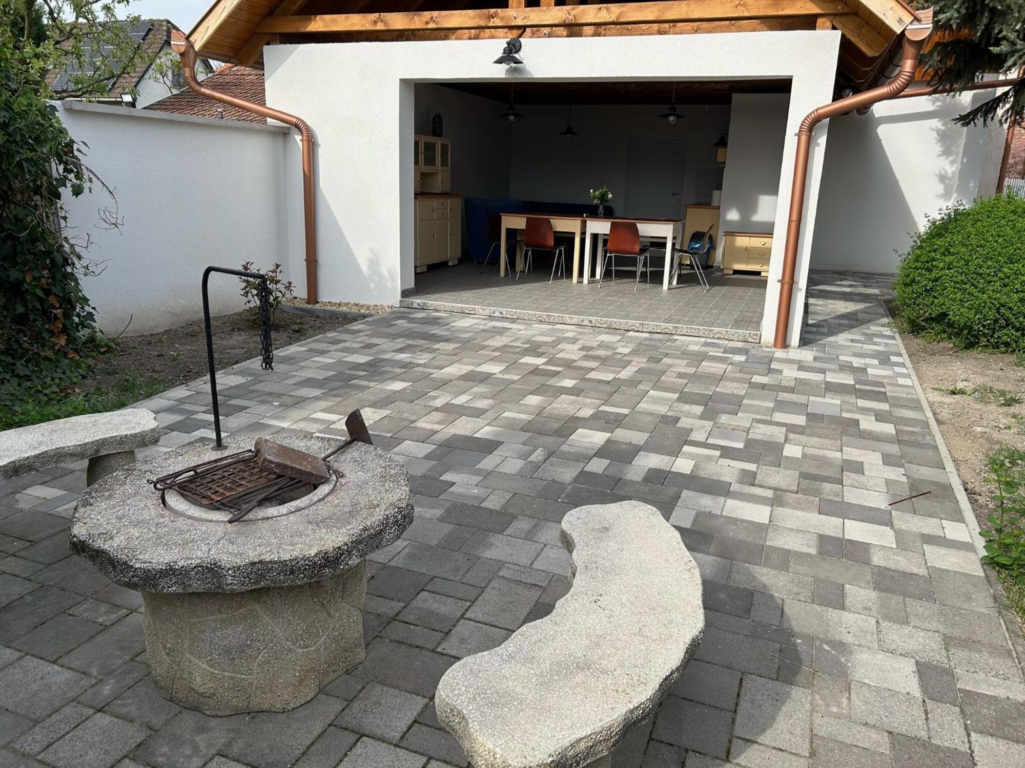 Galeria Vendeghaz Hotel Mezokovesd Luaran gambar